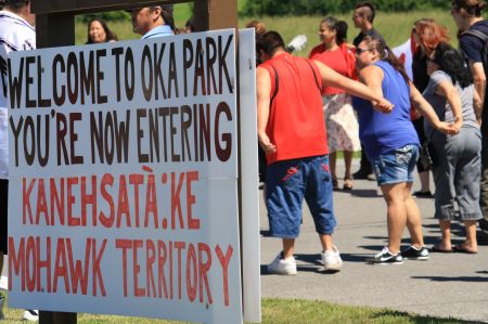 A rally of about 100 sent a clear message: Enbridge can no longer develop without consent on Mohawk territory. PHOTO: Arij Riahi.