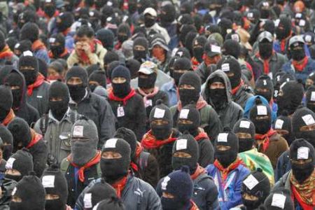 21 décembre : Des milliers de zapatistes manifestent et annoncent l’effondrement de notre monde