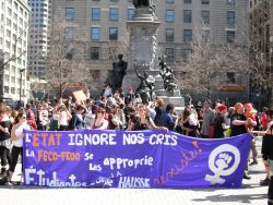 Manifestation des étudiantes féministes au Square Philips